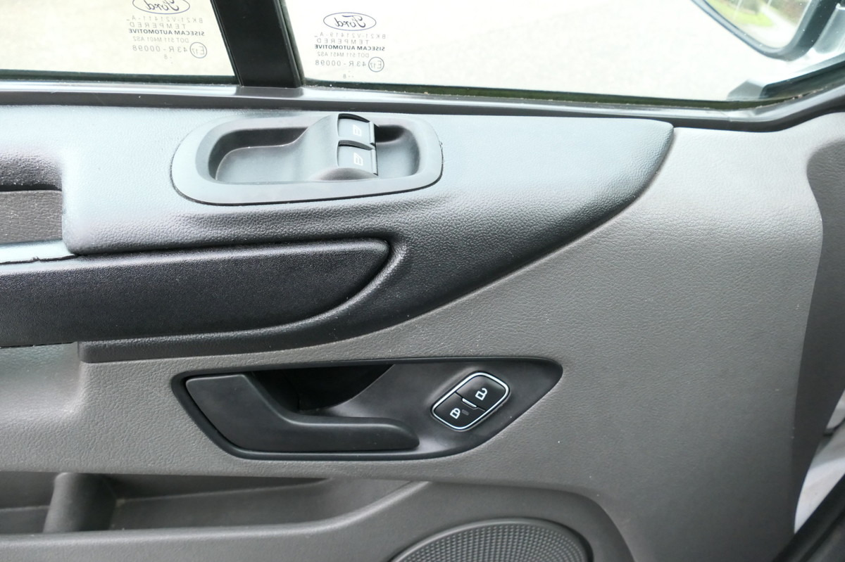 Autoutilitară compactă FORD Transit Custom 280 TDCI L1H1 COC KLIMA: Foto 12