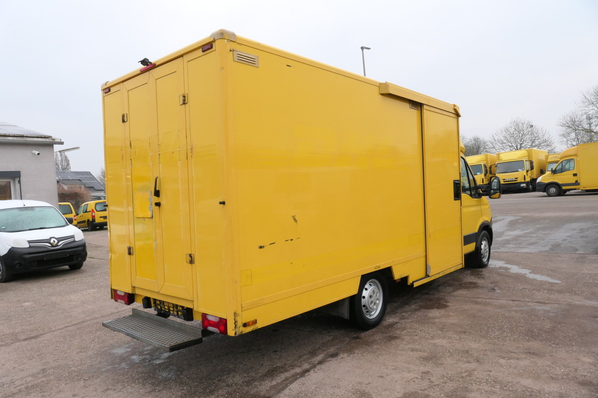 IVECO Daily 35 S11 C30C AUTOMATIK KAMERA Regale LUFT D - Autoutilitară box: Foto 3 IVECO Daily 35 S11 C30C AUTOMATIK KAMERA Regale LUFT D - Autoutilitară box: Foto 3