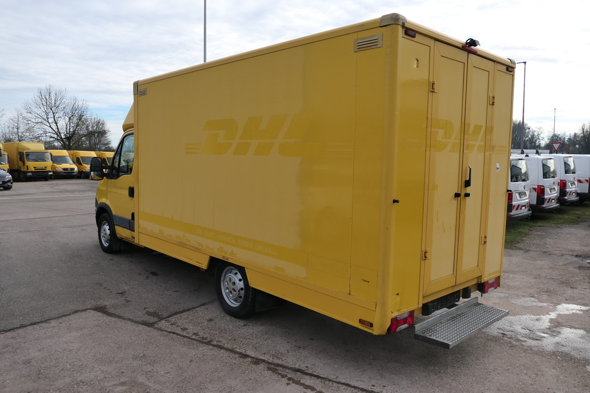 IVECO Daily 35 S11 C30C AUTOMATIK KAMERA Regale LUFT D - Autoutilitară box: Foto 5 IVECO Daily 35 S11 C30C AUTOMATIK KAMERA Regale LUFT D - Autoutilitară box: Foto 5