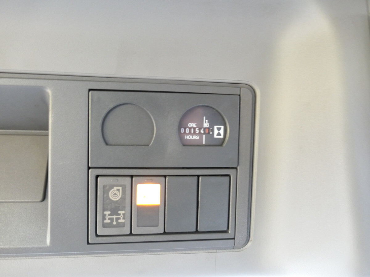 IVECO FF 95 E 18W LF 8/6 DoKa 4X4 SFZ FEUERWEHR Löschf - Autospeciala de stins incendii: Foto 4 IVECO FF 95 E 18W LF 8/6 DoKa 4X4 SFZ FEUERWEHR Löschf - Autospeciala de stins incendii: Foto 4