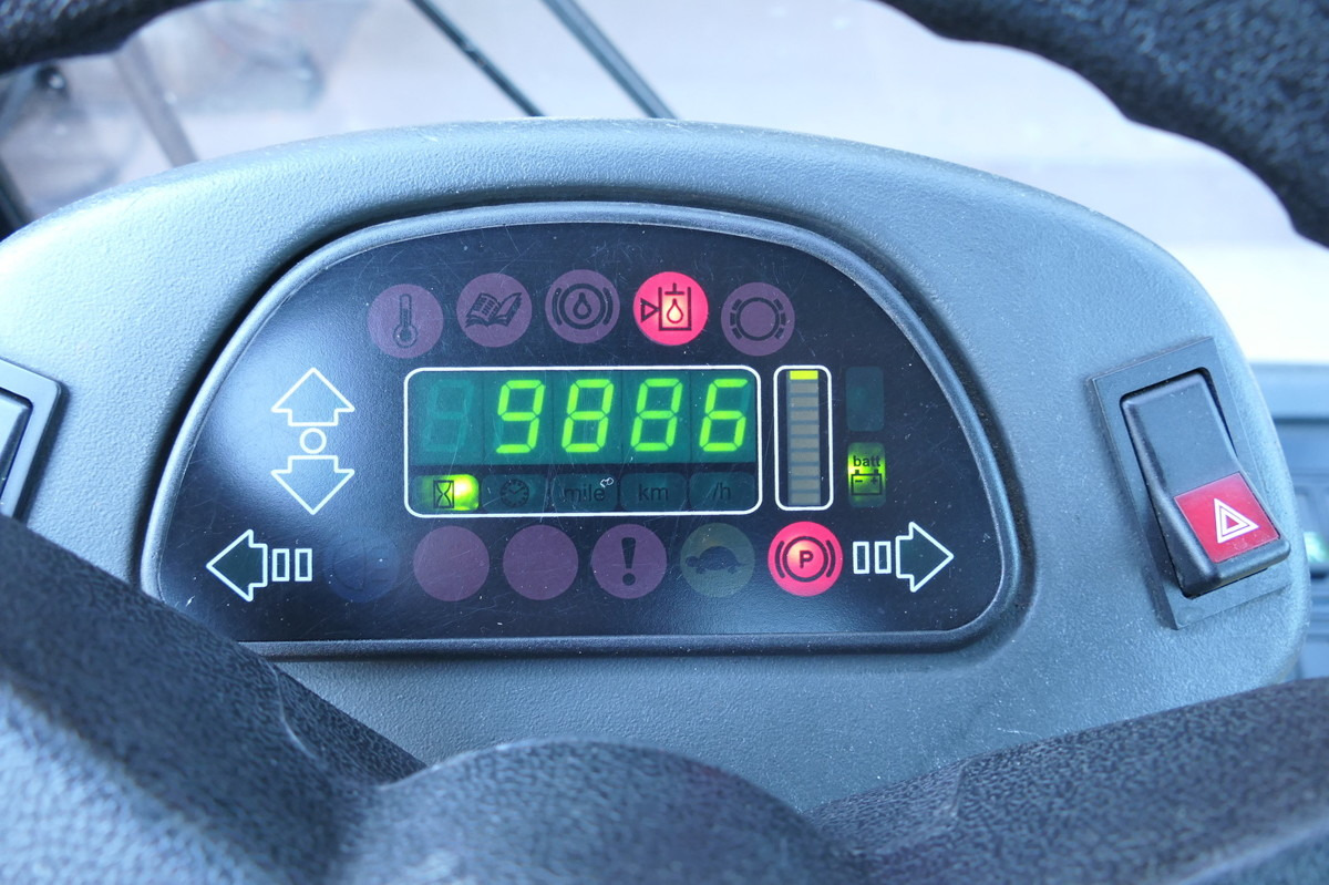 Tractor electric LINDE P250 Schlepper AHK Batterie 24/2021 Schiebetüren: Foto 10