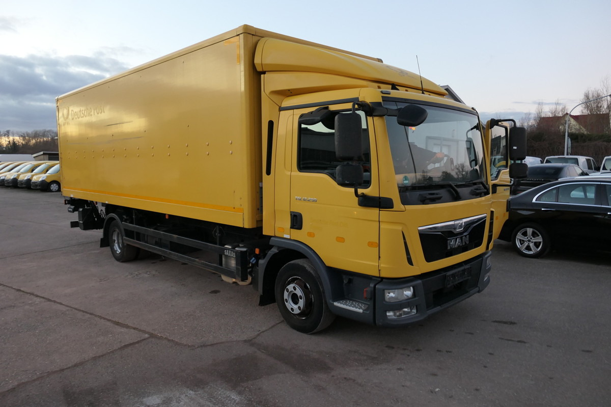 MAN TGL 12.250 LBW AHK - Camion furgon: Foto 1 MAN TGL 12.250 LBW AHK - Camion furgon: Foto 1