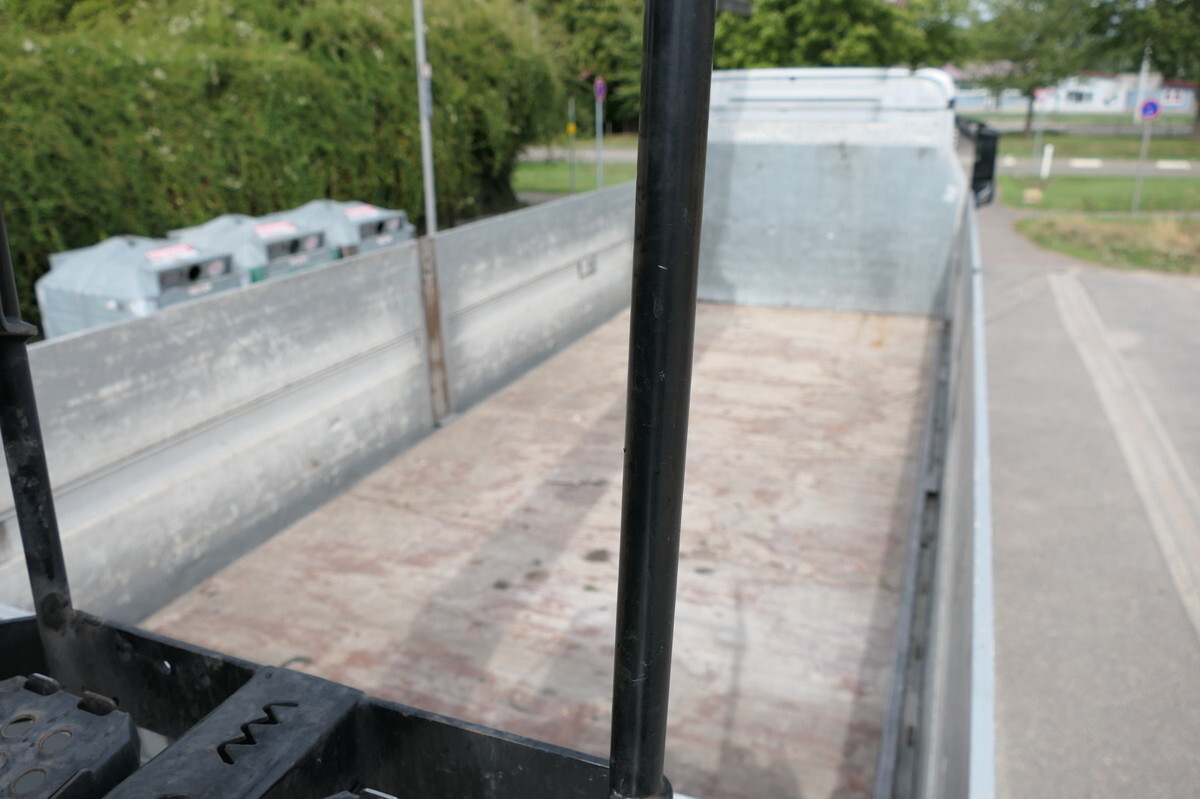 Camion platformă, Camion cu macara MERCEDES-BENZ Antos 2540 L KLIMA Palfinger-Kran PK15001L Lenka: Foto 6 Camion platformă, Camion cu macara MERCEDES-BENZ Antos 2540 L KLIMA Palfinger-Kran PK15001L Lenka: Foto 6