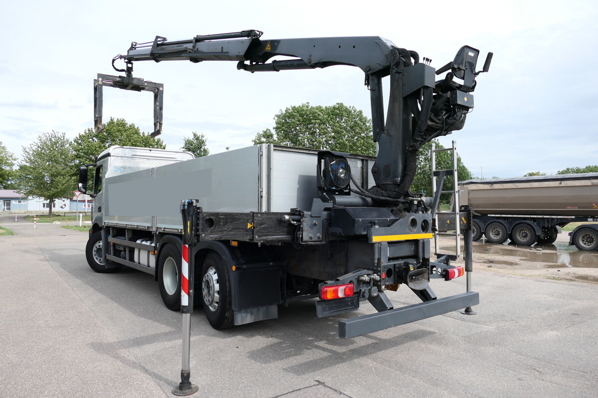 MERCEDES-BENZ Antos 2540 L KLIMA Palfinger-Kran PK15001L Lenka - Camion platformă, Camion cu macara: Foto 4 MERCEDES-BENZ Antos 2540 L KLIMA Palfinger-Kran PK15001L Lenka - Camion platformă, Camion cu macara: Foto 4