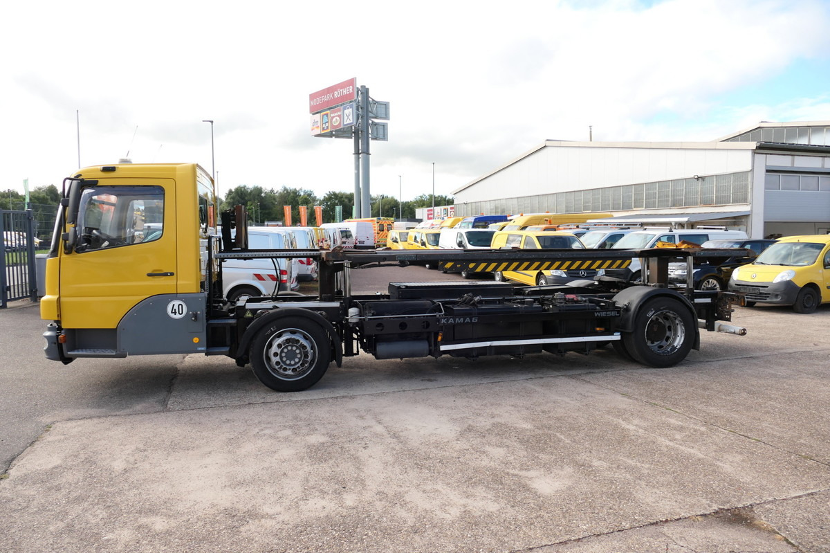 MERCEDES-BENZ KAMAG WBH 25 Wiesel Terberg Umsetzfahrz. Sattelk - Camion transport containere/ Swap body: Foto 2 MERCEDES-BENZ KAMAG WBH 25 Wiesel Terberg Umsetzfahrz. Sattelk - Camion transport containere/ Swap body: Foto 2
