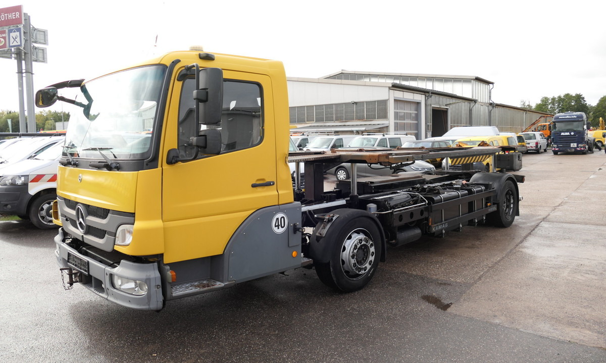 MERCEDES-BENZ KAMAG WBH 25 Wiesel Terberg Umsetzfahrz. Sattelk - Camion transport containere/ Swap body: Foto 1 MERCEDES-BENZ KAMAG WBH 25 Wiesel Terberg Umsetzfahrz. Sattelk - Camion transport containere/ Swap body: Foto 1