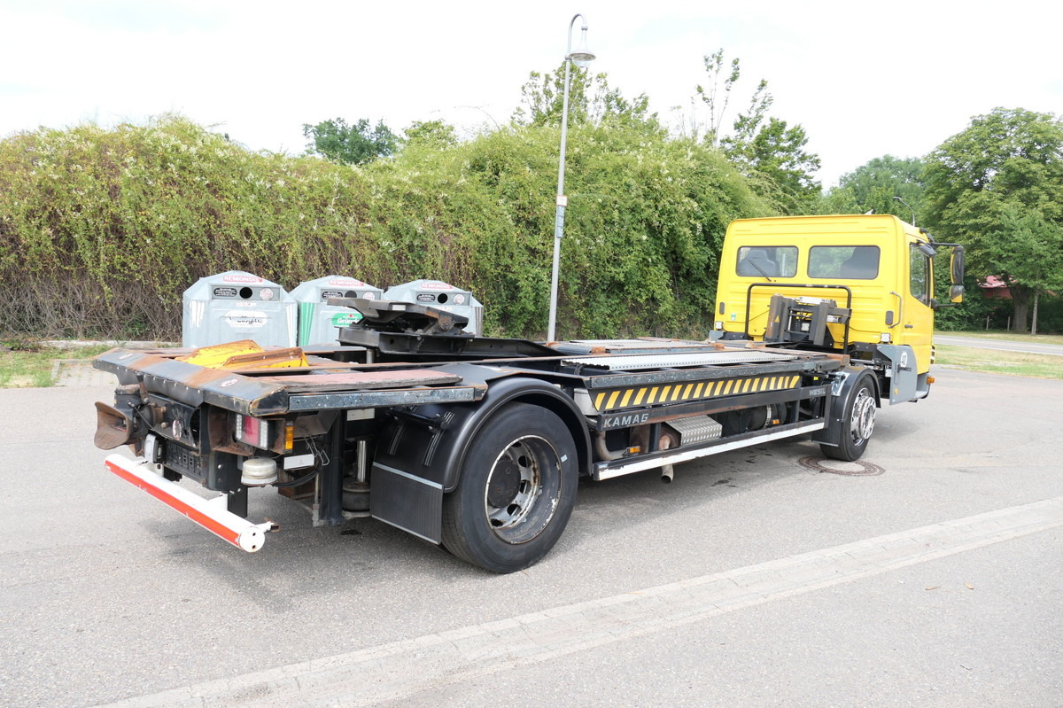 MERCEDES-BENZ KAMAG WBH 25 Wiesel Terberg Umsetzfahrz. Sattelk - Camion transport containere/ Swap body: Foto 3 MERCEDES-BENZ KAMAG WBH 25 Wiesel Terberg Umsetzfahrz. Sattelk - Camion transport containere/ Swap body: Foto 3