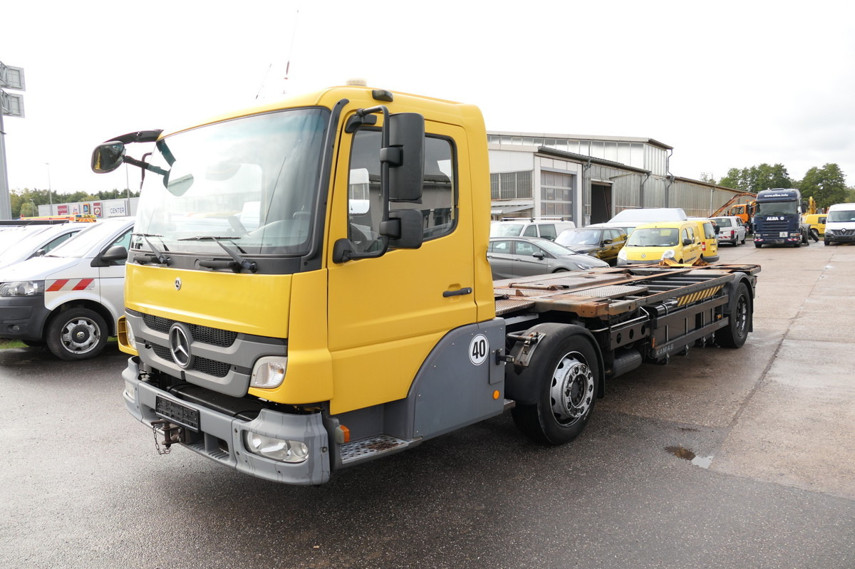 MERCEDES-BENZ KAMAG WBH 25 Wiesel Terberg Umsetzfahrz. Sattelk - Camion transport containere/ Swap body: Foto 4 MERCEDES-BENZ KAMAG WBH 25 Wiesel Terberg Umsetzfahrz. Sattelk - Camion transport containere/ Swap body: Foto 4
