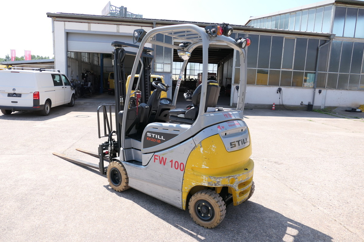 STILL RX 20-18P/H 4-RAD - Stivuitor transportabil: Foto 3 STILL RX 20-18P/H 4-RAD - Stivuitor transportabil: Foto 3