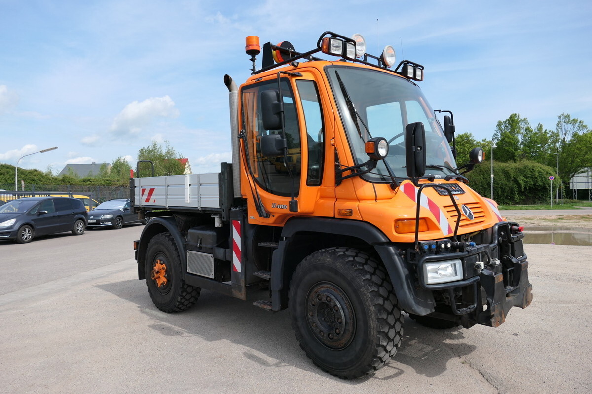 UNIMOG U400 405/12 AHK KLIMA ZAPFWELLE vorn SFZ KOMMUN - Camion platformă, Maşina comunala: Foto 3 UNIMOG U400 405/12 AHK KLIMA ZAPFWELLE vorn SFZ KOMMUN - Camion platformă, Maşina comunala: Foto 3