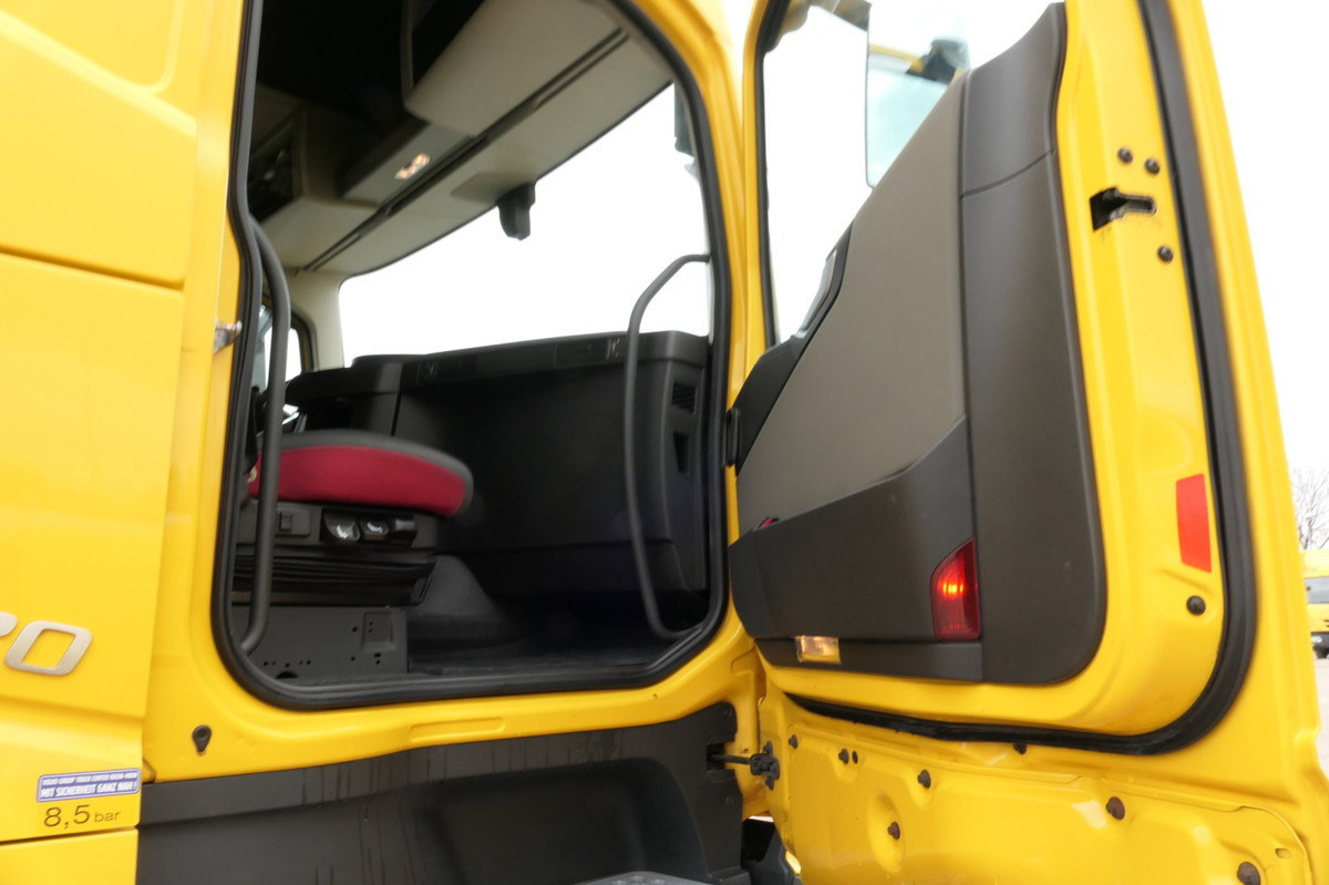 VOLVO FH 26.420 6x2 BDF - Camion transport containere/ Swap body: Foto 5 VOLVO FH 26.420 6x2 BDF - Camion transport containere/ Swap body: Foto 5