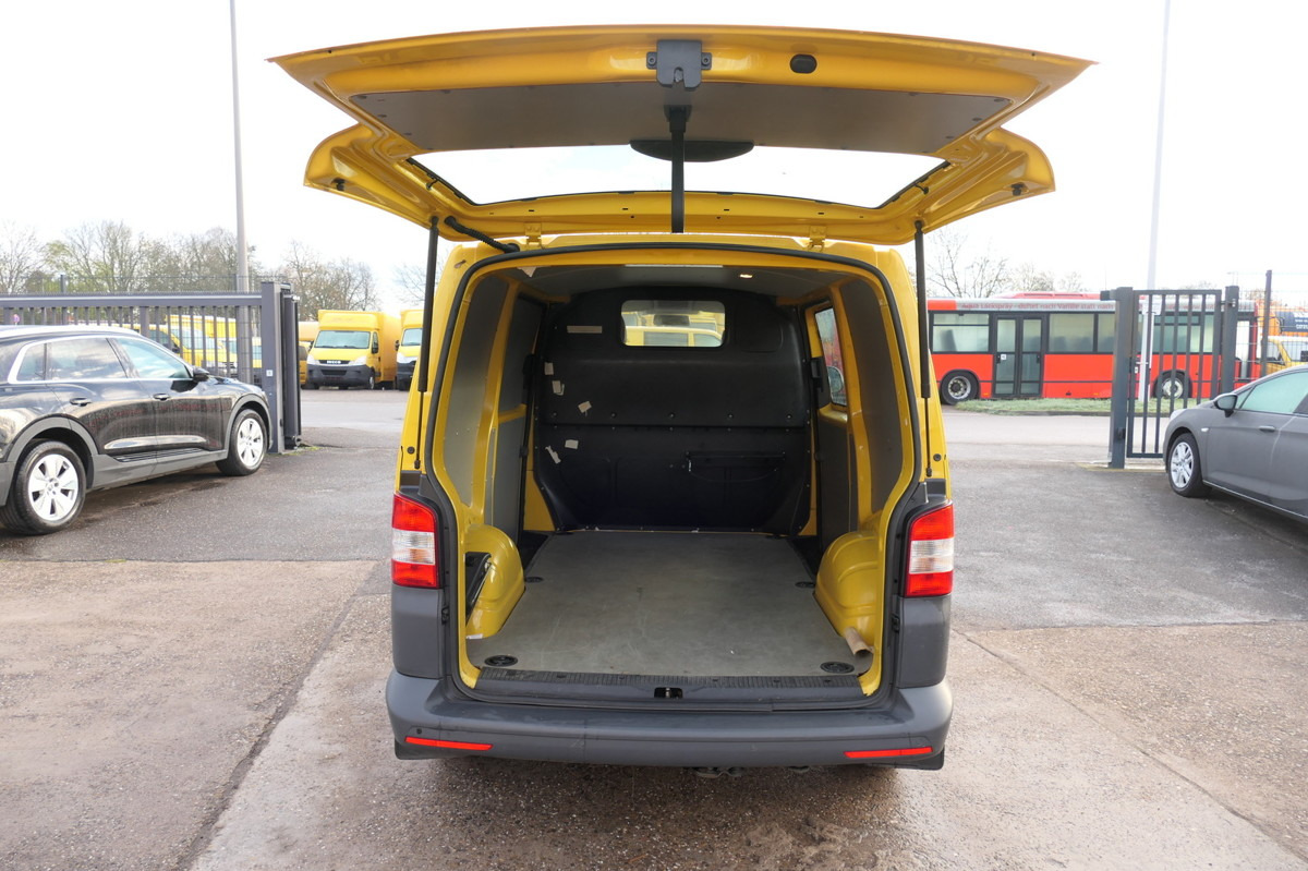 Autoutilitară compactă VW T5 Transporter 2.0 TDI 2-Sitzer PARKTRONIK EURO5: Foto 6 Autoutilitară compactă VW T5 Transporter 2.0 TDI 2-Sitzer PARKTRONIK EURO5: Foto 6