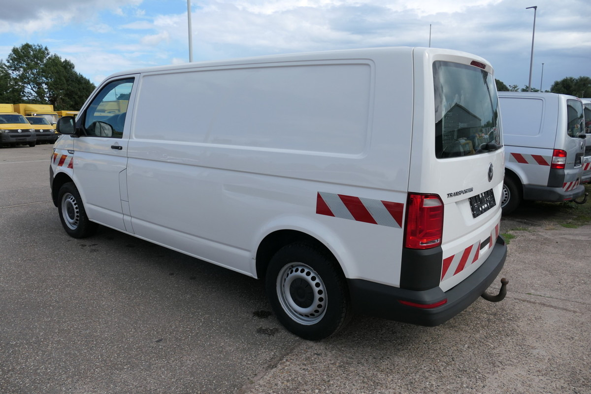VW T6 Transporter 2.0 TDI 4Motion lang 3Sitzer AHK - Autoutilitară compactă: Foto 5 VW T6 Transporter 2.0 TDI 4Motion lang 3Sitzer AHK - Autoutilitară compactă: Foto 5