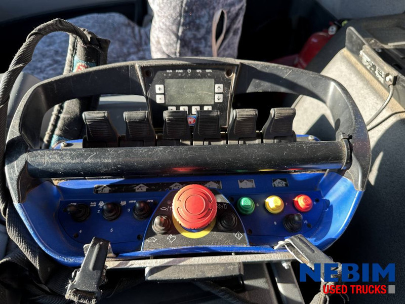 MAN TGS 420 8x4 TRIPLE - HMF 2620 K5 - 22,7t/m CRANE / KRAN - Camion cu cârlig, Camion cu macara: Foto 5 MAN TGS 420 8x4 TRIPLE - HMF 2620 K5 - 22,7t/m CRANE / KRAN - Camion cu cârlig, Camion cu macara: Foto 5