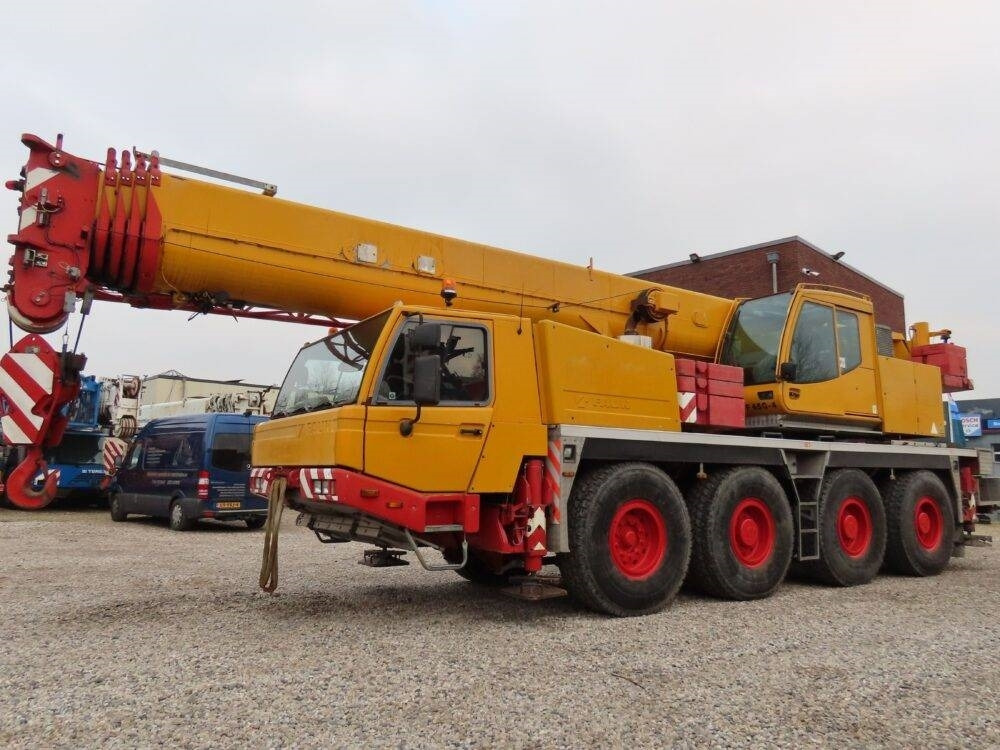 Tadano Faun ATF 65 G-4 - Macara tot teren: Foto 1 Tadano Faun ATF 65 G-4 - Macara tot teren: Foto 1