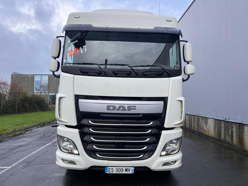 DAF XF 105 510 - Cap tractor: Foto 2 DAF XF 105 510 - Cap tractor: Foto 2