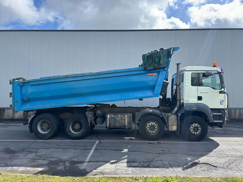 MAN TGA 41.390 - Camion basculantă: Foto 4 MAN TGA 41.390 - Camion basculantă: Foto 4