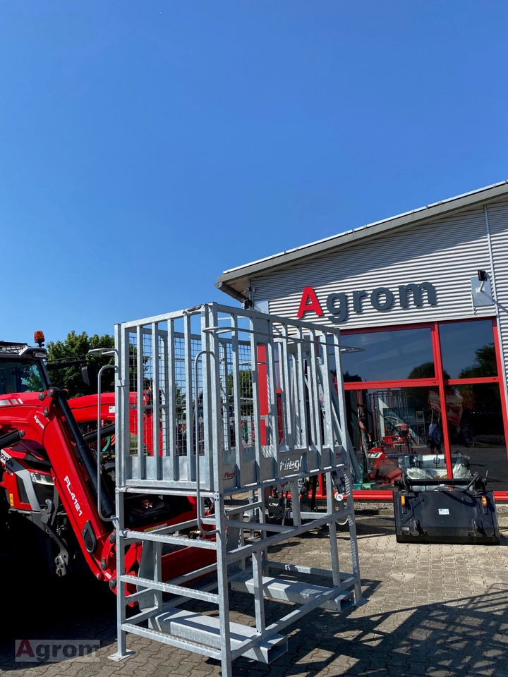 Fliegl Arbeitsbühne - Ataşament: Foto 1 Fliegl Arbeitsbühne - Ataşament: Foto 1