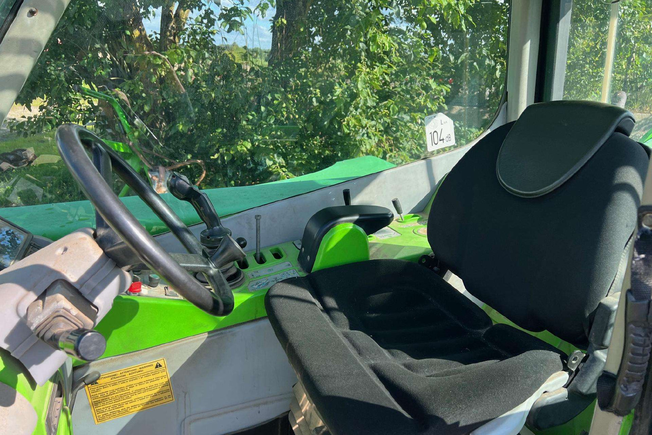 Merlo P 38.13 Plus - Stivuitor telescopic: Foto 2 Merlo P 38.13 Plus - Stivuitor telescopic: Foto 2