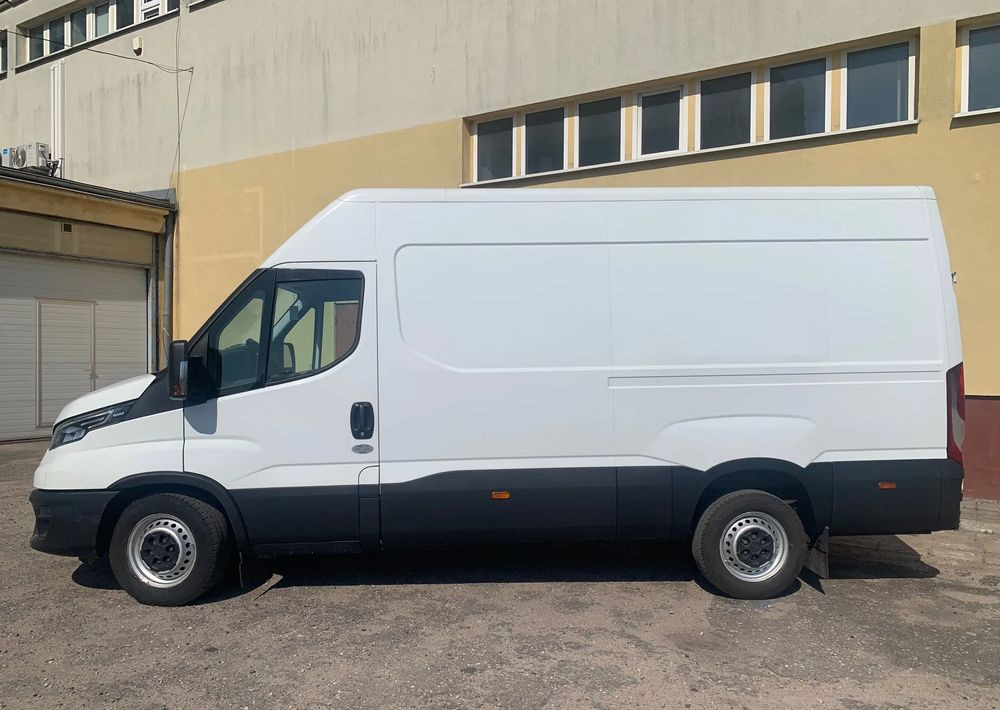Iveco DAILY - Dubă: Foto 3 Iveco DAILY - Dubă: Foto 3
