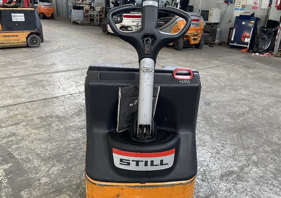 Still ECU 16 (forche mm. 980) - Transpalet manual: Foto 3 Still ECU 16 (forche mm. 980) - Transpalet manual: Foto 3