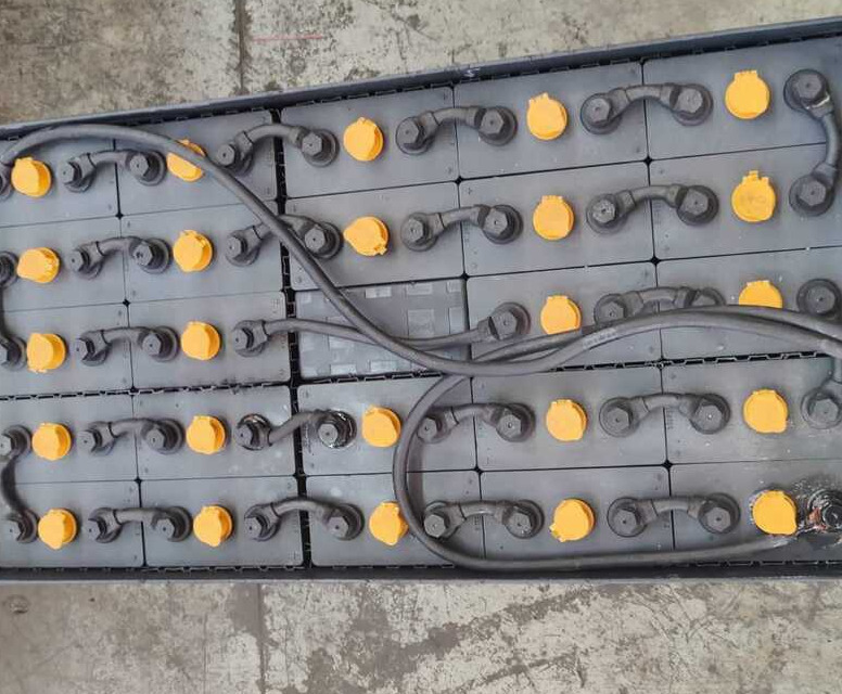 Still RX 20-20 (4800 ore lavoro) - Electrostivuitor: Foto 2 Still RX 20-20 (4800 ore lavoro) - Electrostivuitor: Foto 2