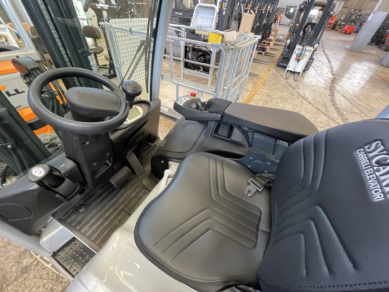 Still RX 20-20 - Electrostivuitor: Foto 4 Still RX 20-20 - Electrostivuitor: Foto 4