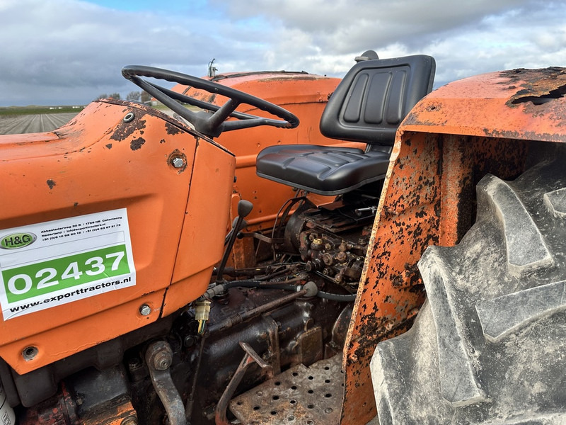 Fiat 640 - Tractor agricol: Foto 4 Fiat 640 - Tractor agricol: Foto 4