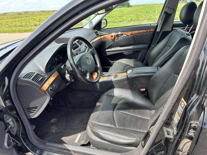 Mercedes-Benz E-Klasse 240 - Automobil: Foto 4 Mercedes-Benz E-Klasse 240 - Automobil: Foto 4