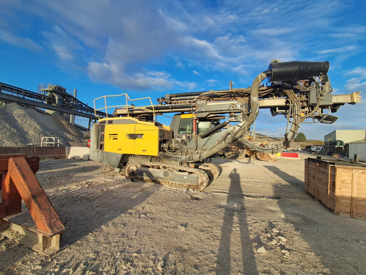 Atlas Copco FlexiROC D60-10SF - Maşină de foraj: Foto 2 Atlas Copco FlexiROC D60-10SF - Maşină de foraj: Foto 2