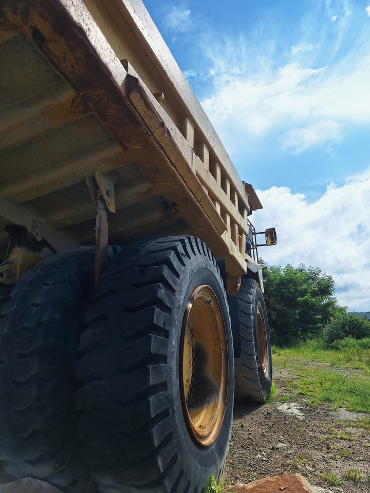 Caterpillar 777C - Autobasculantă: Foto 5 Caterpillar 777C - Autobasculantă: Foto 5