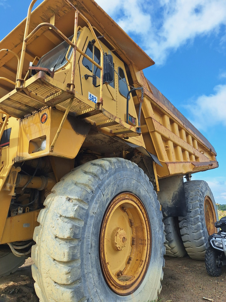 Caterpillar 777C - Autobasculantă: Foto 2 Caterpillar 777C - Autobasculantă: Foto 2