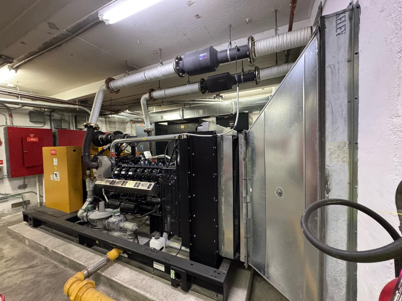 Caterpillar DG450 GC - Generator electric: Foto 5 Caterpillar DG450 GC - Generator electric: Foto 5