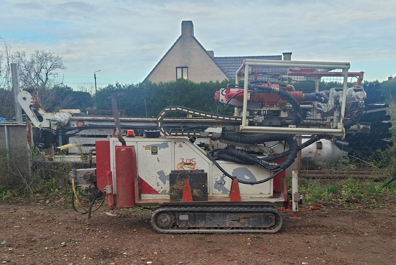 Comacchio GEO 305 - Maşină de foraj: Foto 1 Comacchio GEO 305 - Maşină de foraj: Foto 1