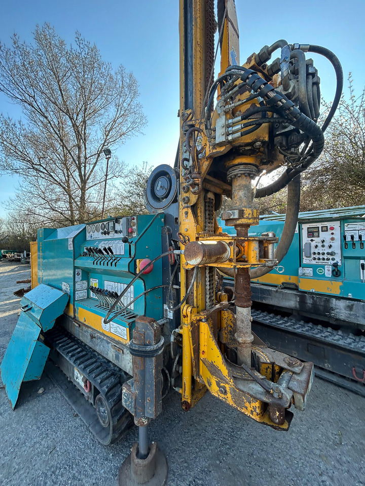 Geotec Rotomax M - Maşină de foraj: Foto 2 Geotec Rotomax M - Maşină de foraj: Foto 2