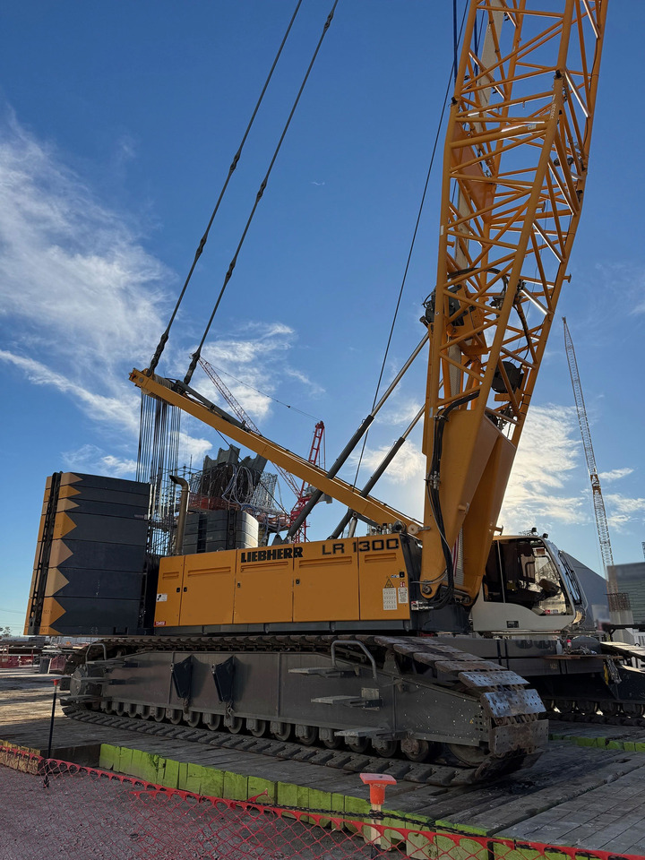 Liebherr LR1300 - Macara pe senile: Foto 3 Liebherr LR1300 - Macara pe senile: Foto 3