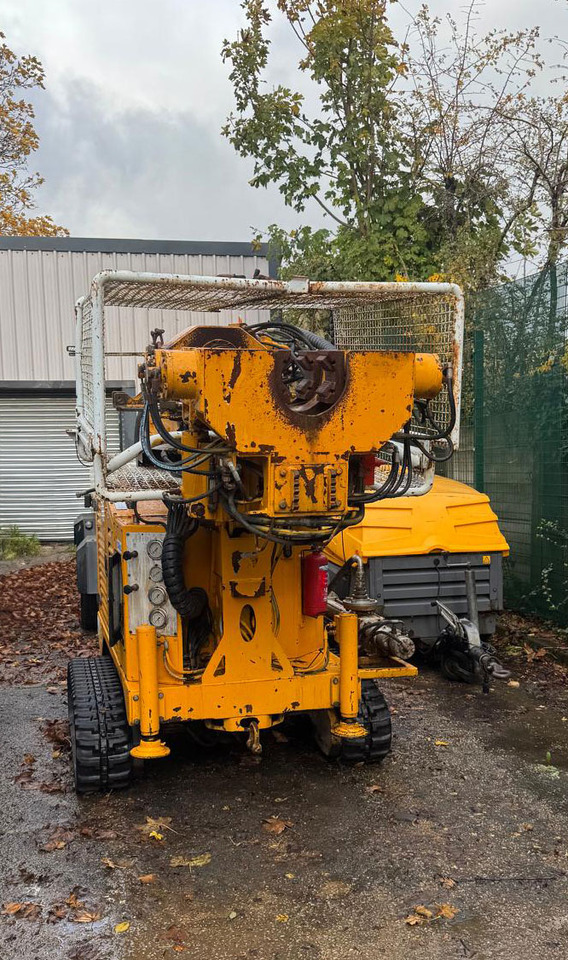 Massenza MI3 - Maşină de foraj: Foto 1 Massenza MI3 - Maşină de foraj: Foto 1