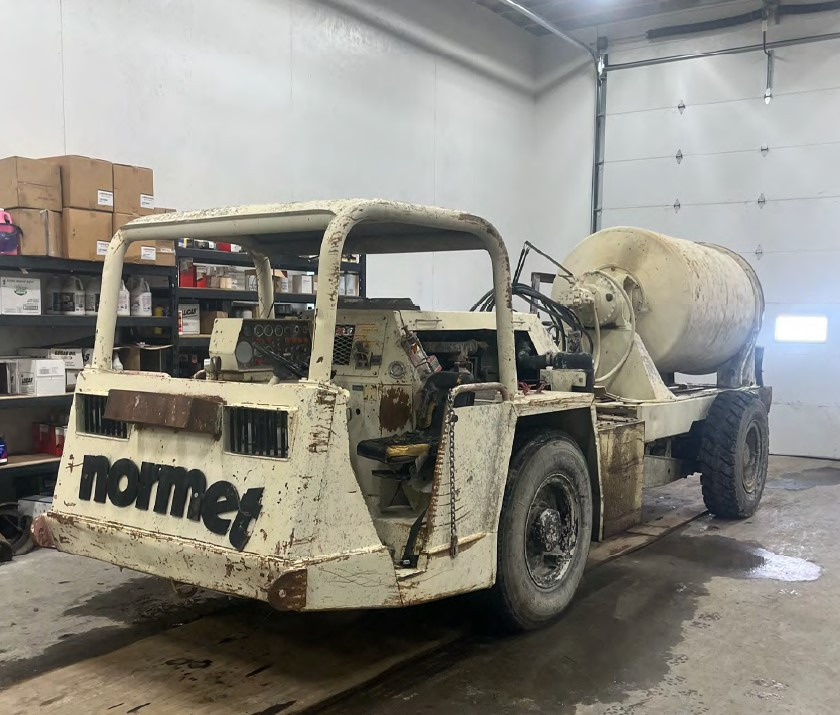 Normet A-64 - Autobetonieră: Foto 2 Normet A-64 - Autobetonieră: Foto 2