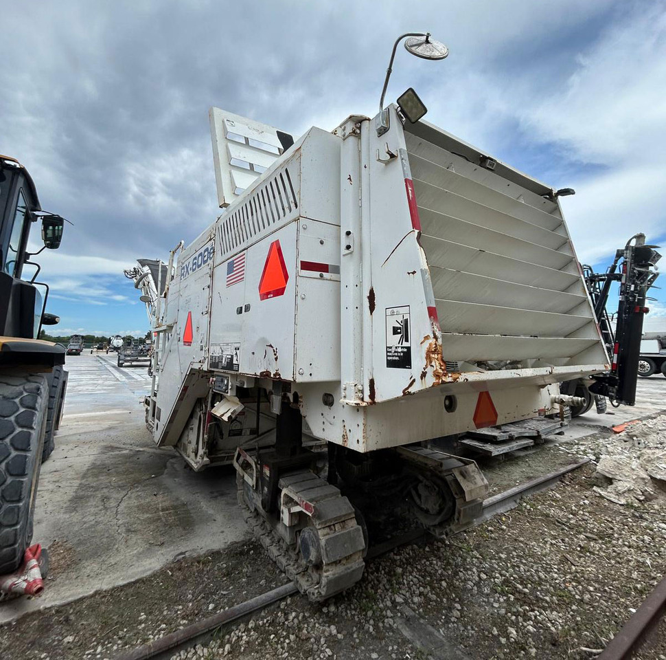 Roadtec RX-600E - Utilaje pentru frezare: Foto 5 Roadtec RX-600E - Utilaje pentru frezare: Foto 5