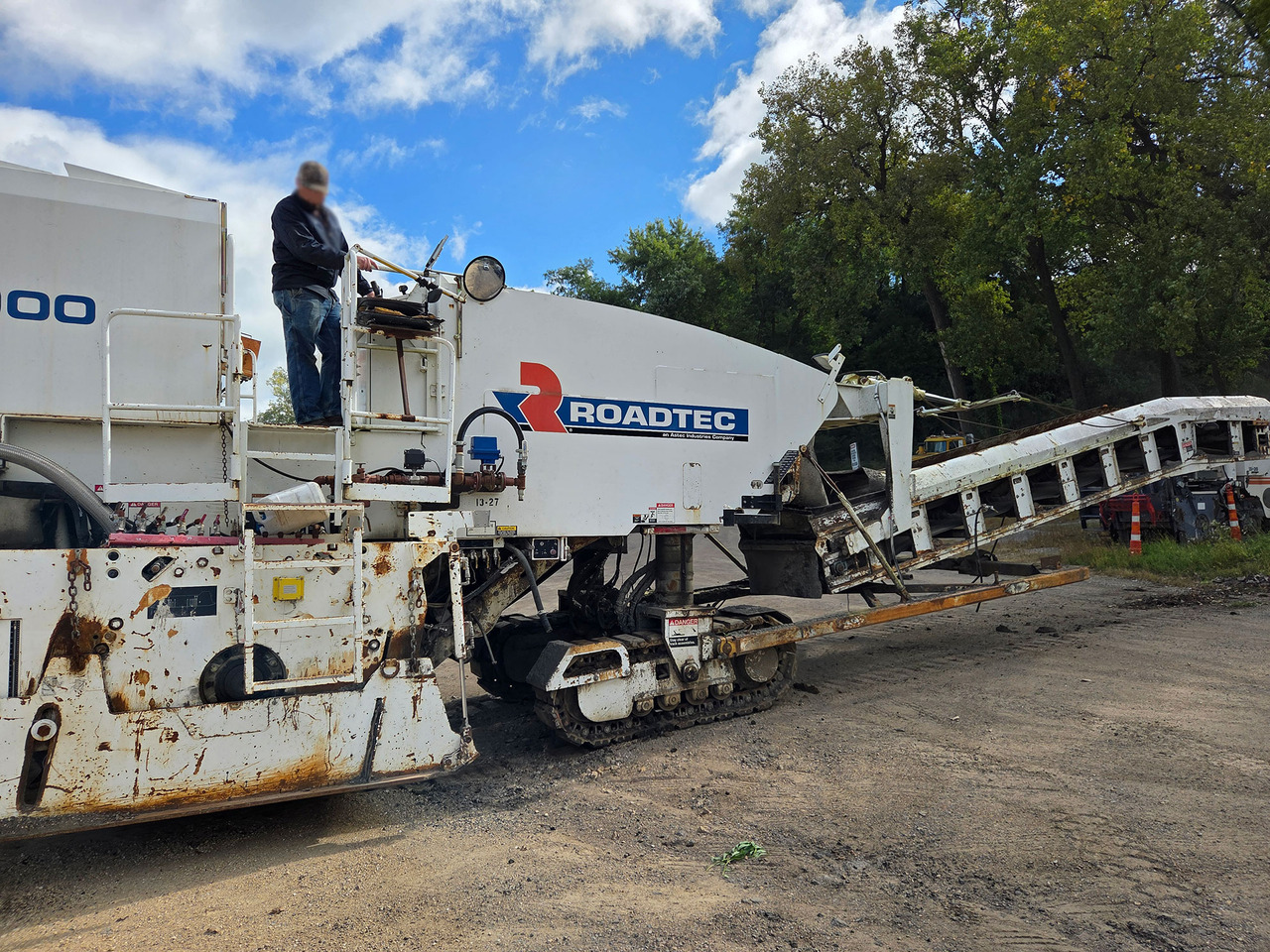 Roadtec RX-900 - Utilaje pentru frezare: Foto 4 Roadtec RX-900 - Utilaje pentru frezare: Foto 4