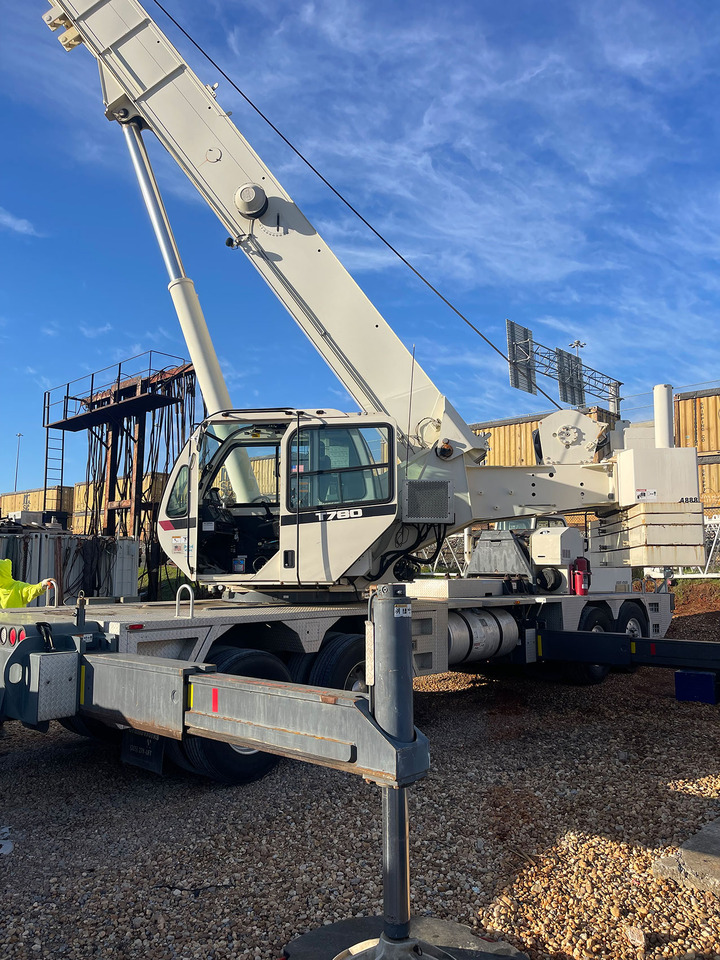 Terex T780 - Automacara: Foto 3 Terex T780 - Automacara: Foto 3