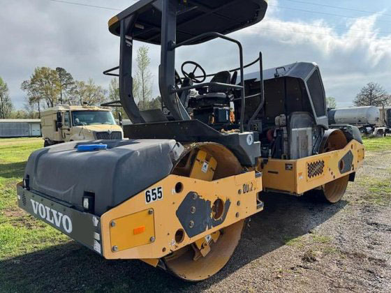 Volvo DD120C - Cilindru compactor: Foto 1 Volvo DD120C - Cilindru compactor: Foto 1