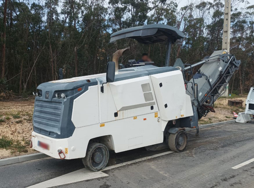 Wirtgen W 100 Ri - Utilaje pentru frezare: Foto 1 Wirtgen W 100 Ri - Utilaje pentru frezare: Foto 1