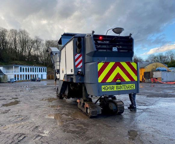 Wirtgen W 210 i - Utilaje pentru frezare: Foto 5 Wirtgen W 210 i - Utilaje pentru frezare: Foto 5