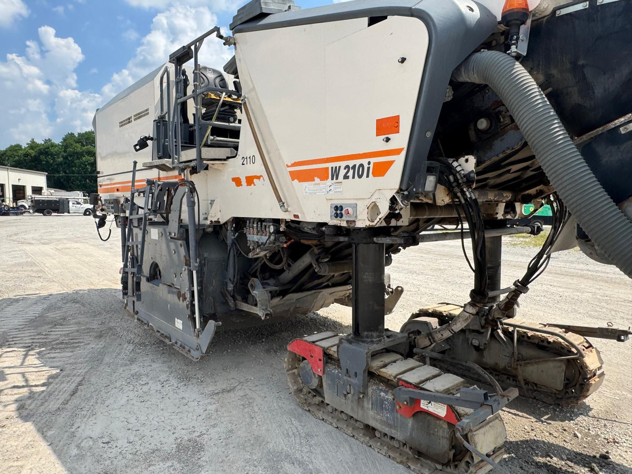 Wirtgen W 210 i - Utilaje pentru frezare: Foto 5 Wirtgen W 210 i - Utilaje pentru frezare: Foto 5