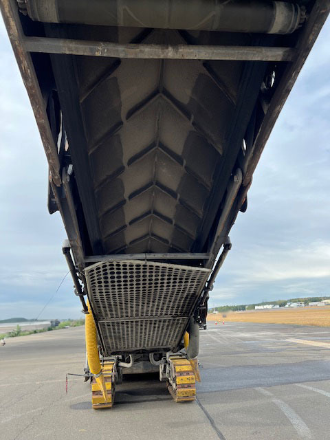 Wirtgen W 220 Fi - Utilaje pentru frezare: Foto 5 Wirtgen W 220 Fi - Utilaje pentru frezare: Foto 5