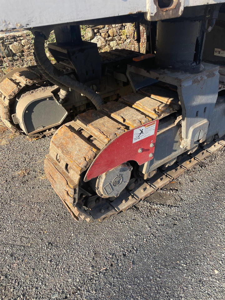 Wirtgen W 220 - Utilaje pentru frezare: Foto 3 Wirtgen W 220 - Utilaje pentru frezare: Foto 3