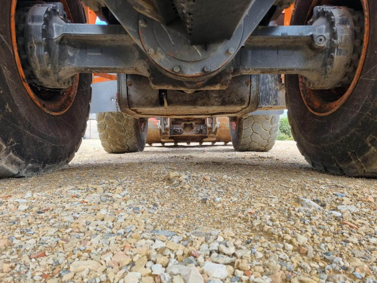 Doosan DL300 - Încărcător frontal pe pneuri: Foto 5 Doosan DL300 - Încărcător frontal pe pneuri: Foto 5