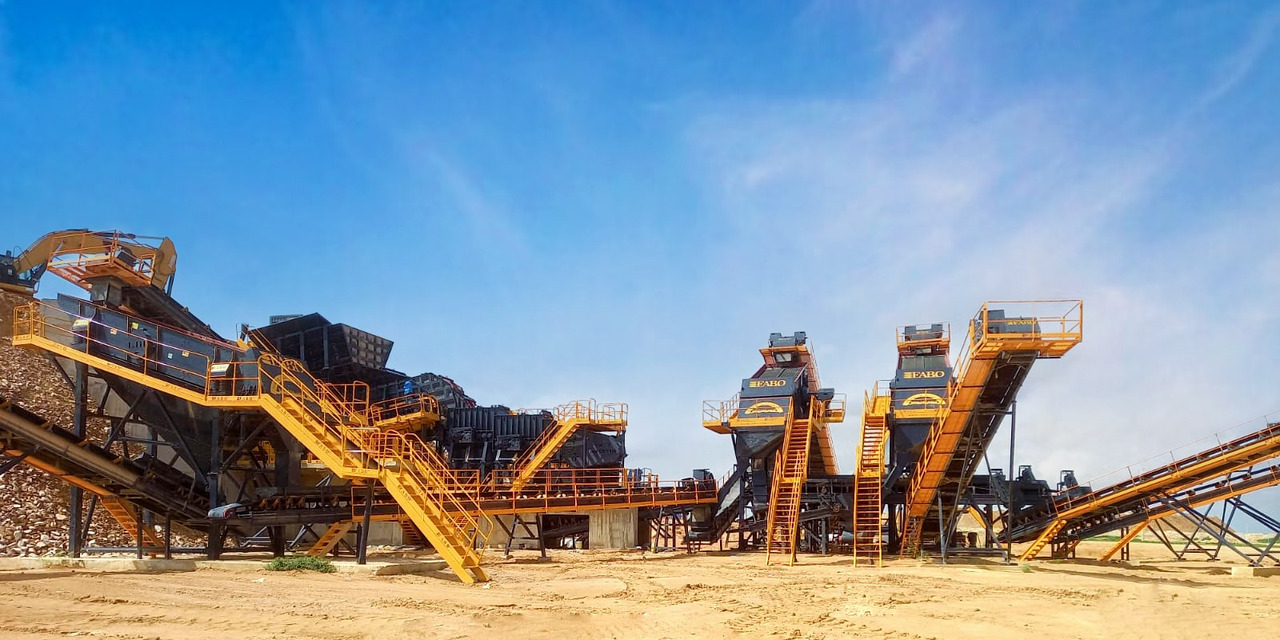 FABO crusher - stone crusher - crushers - Concasor mobil: Foto 2 FABO crusher - stone crusher - crushers - Concasor mobil: Foto 2
