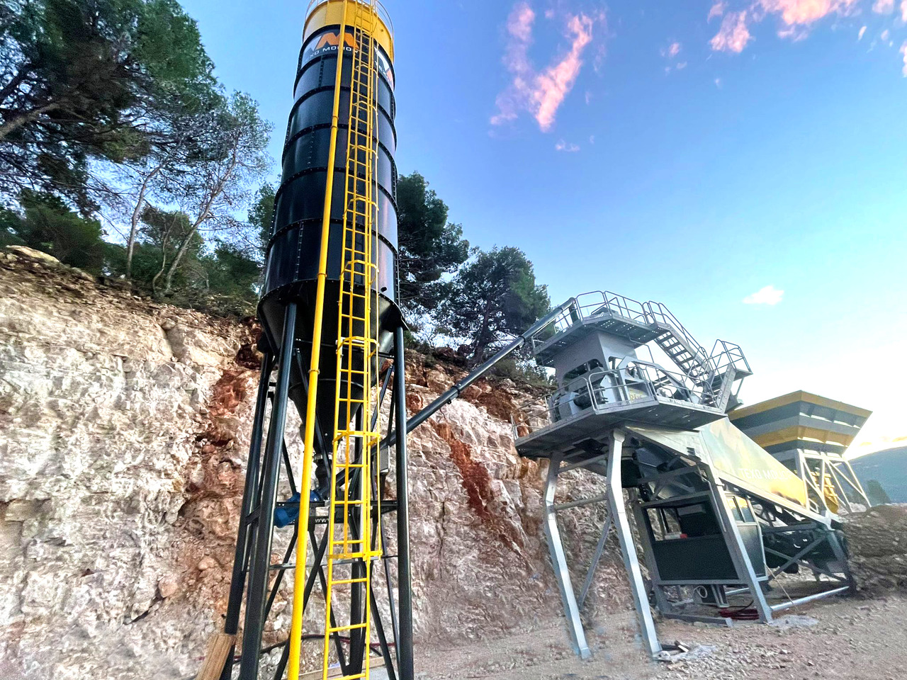 FABO mobile concrete batching plant - Staţie de betoane: Foto 3 FABO mobile concrete batching plant - Staţie de betoane: Foto 3